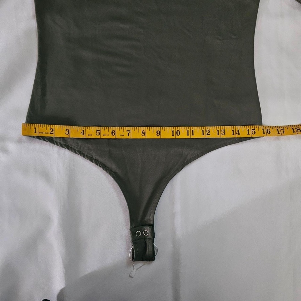 Reoria Women's Gray/Green Sweetheart Neck Long Sleeve Thong Bodysuit Size Large - Picture 8 of 8